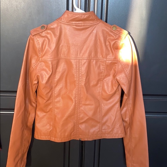 ✨Faux leather jacket✨ - Picture 2 of 3
